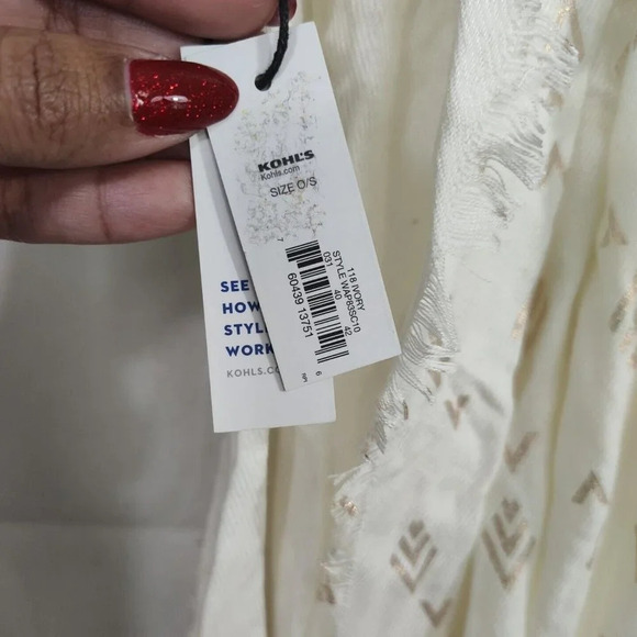 Apt 9 Cream Gold Infinity Loop Scarf Raw Hem NEW - Picture 5 of 8